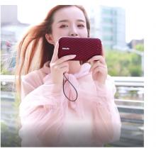 飛利浦(PHILIPS)BT3900P 音樂手包 防水藍(lán)牙音箱 纖薄便攜迷你音響 手機(jī)/電腦小音響 戶外運(yùn)動(dòng)/免提通話 紫色 