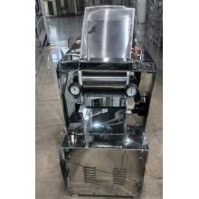 廚總壓面機(jī)125型